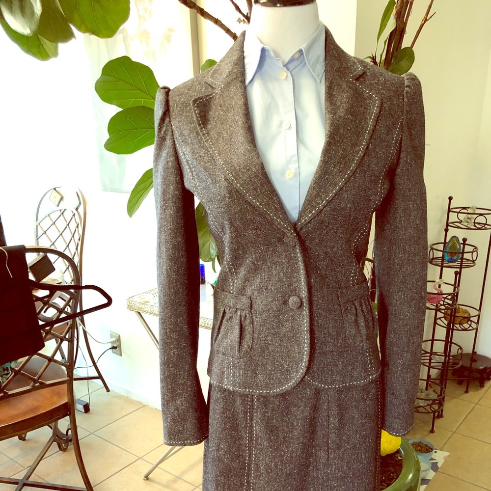 White House Black Market 2 piece suit